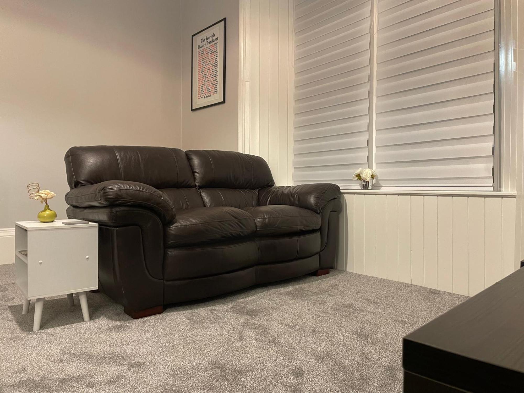 Апартаменты 5 Minutes From Loch Lomond - Newly Renovated Ground Floor 1-Bed Flat Bonhill Экстерьер фото